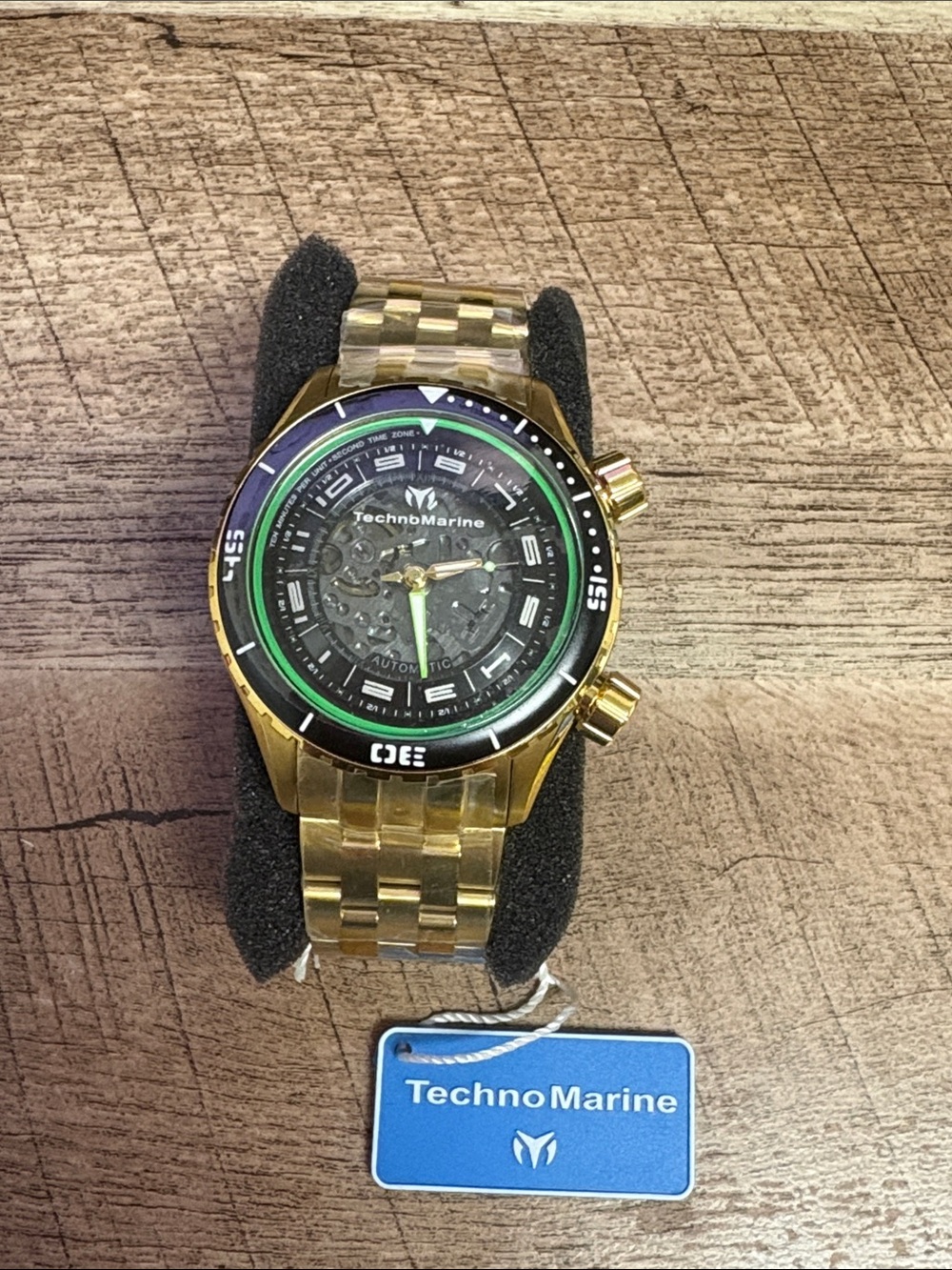 TechnoMarine Manta automatic watch